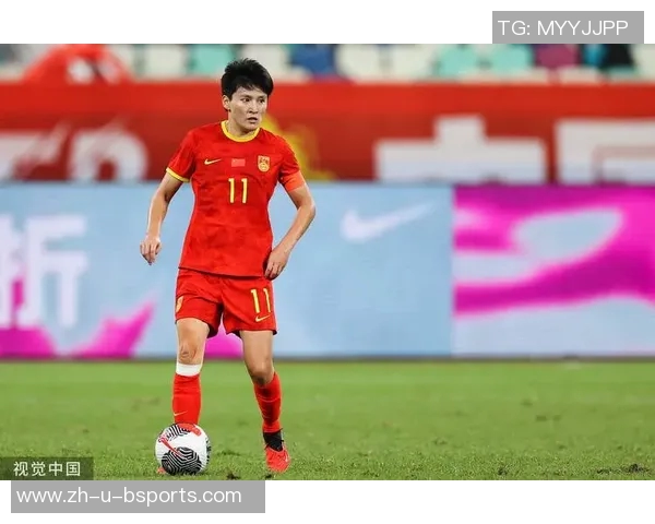 王珊珊女足球星风采展示精彩瞬间全景图集